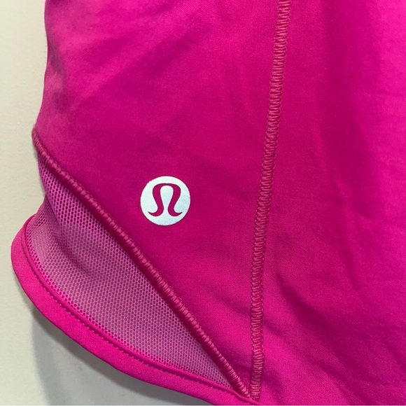 Lululemon Pow Pink Hotty Hot Shorts - Picture 4 of 6